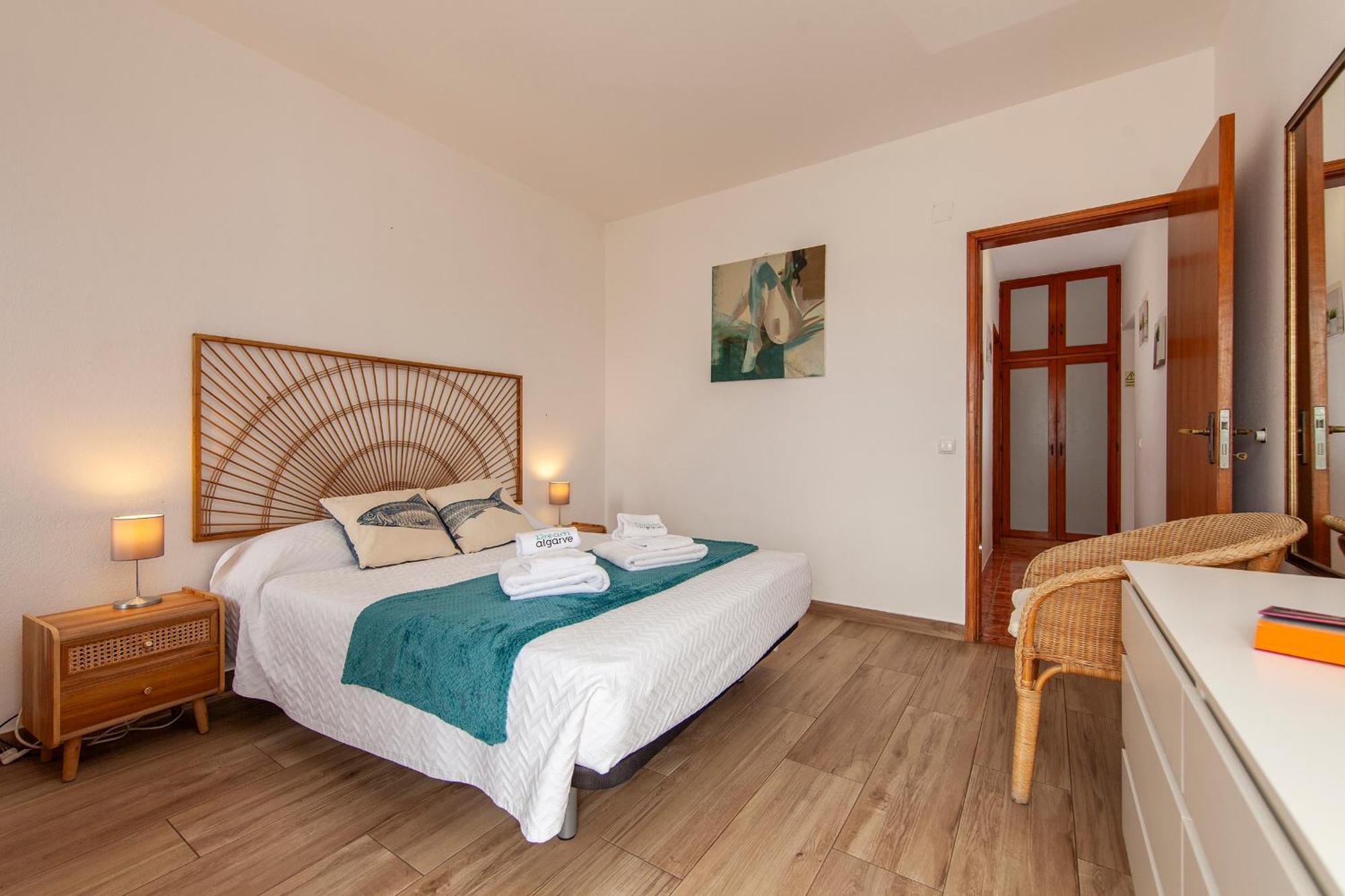 60sqm 2 bedroom, 1 private bathroom Apartament in Lagos Centru Oraş Exterior foto