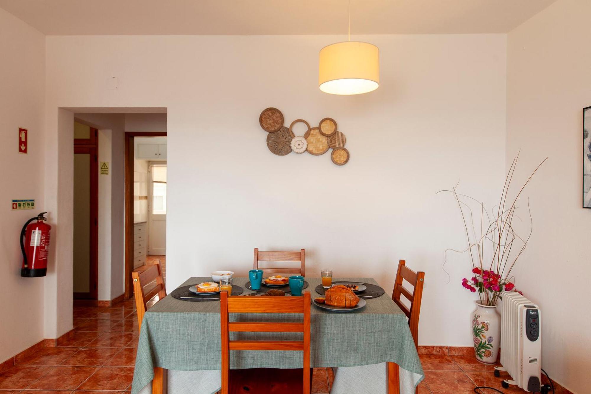 60sqm 2 bedroom, 1 private bathroom Apartament in Lagos Centru Oraş Exterior foto